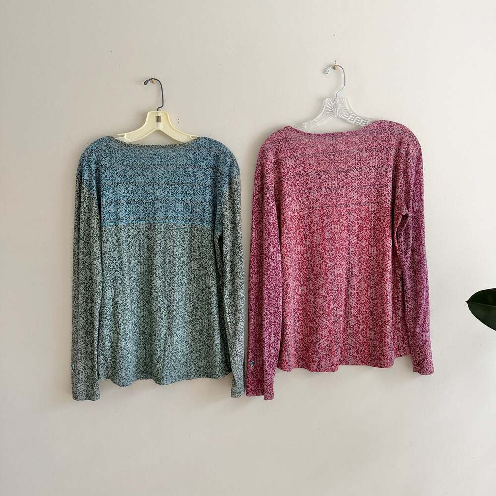KUHL Women's Size XL Long Sleeve V-Neck Patterned Tops Bundle of 2 - Picture 7 of 12